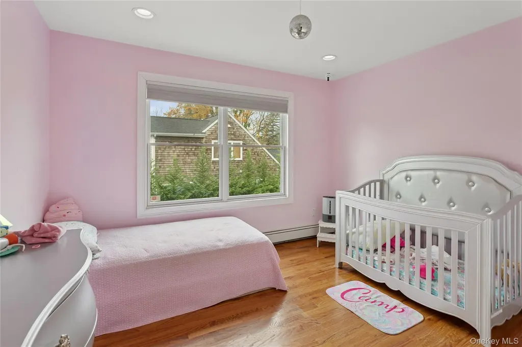 1560 Pebble Lane Hewlett NY 11557