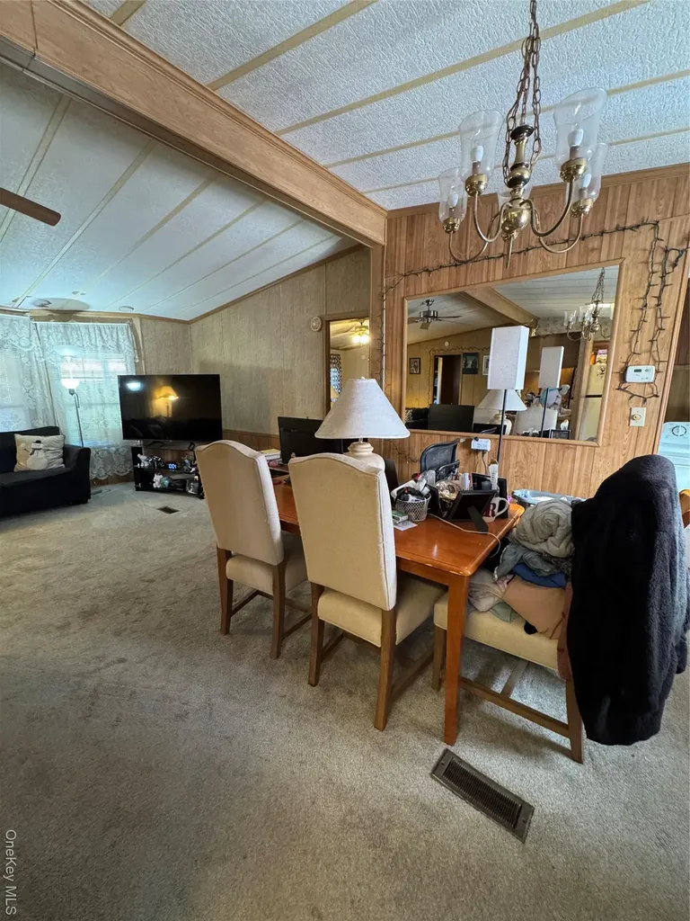 92 Willow Drive East Quogue NY 11942