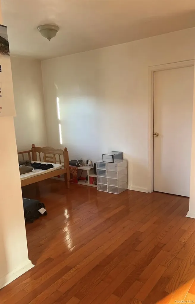 150-12 59 Avenue Flushing NY 11355