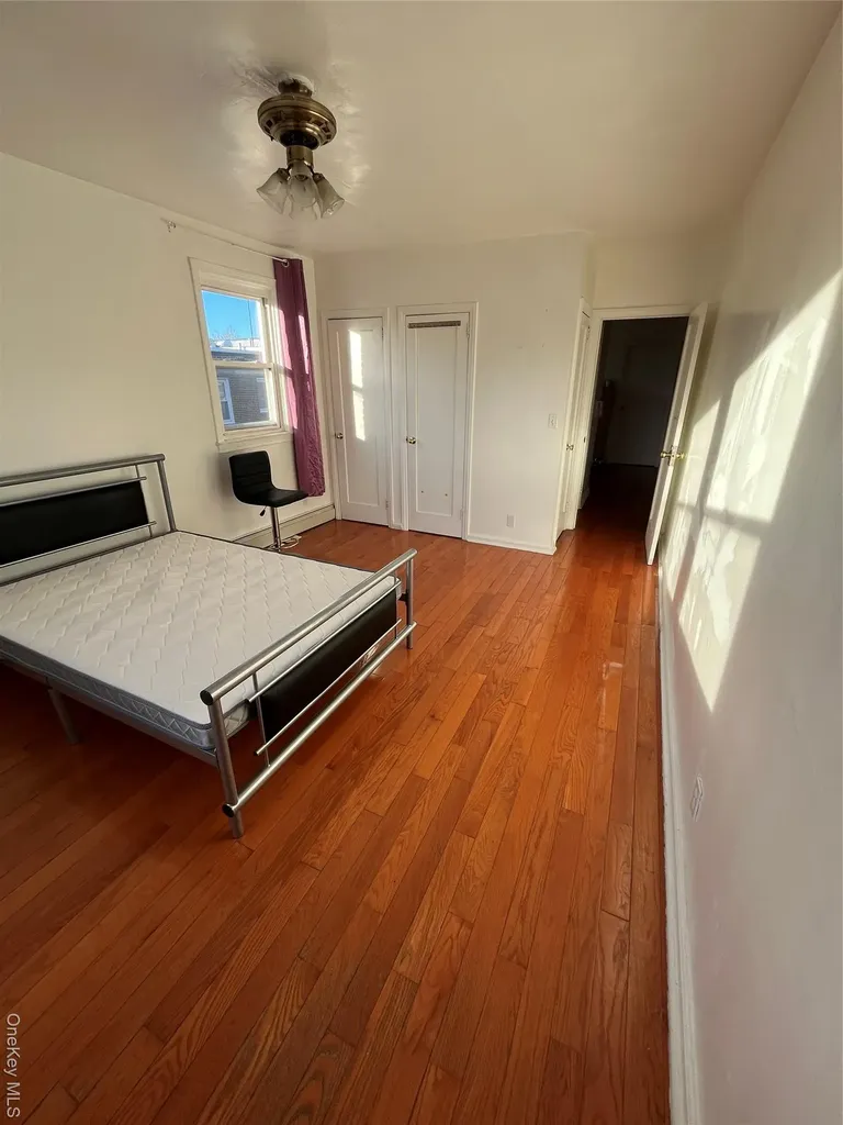 150-12 59 Avenue Flushing NY 11355