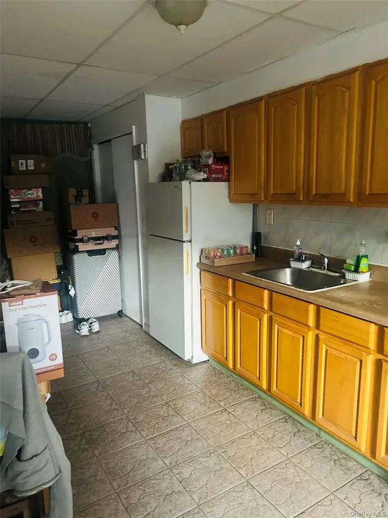 150-12 59 Avenue Flushing NY 11355