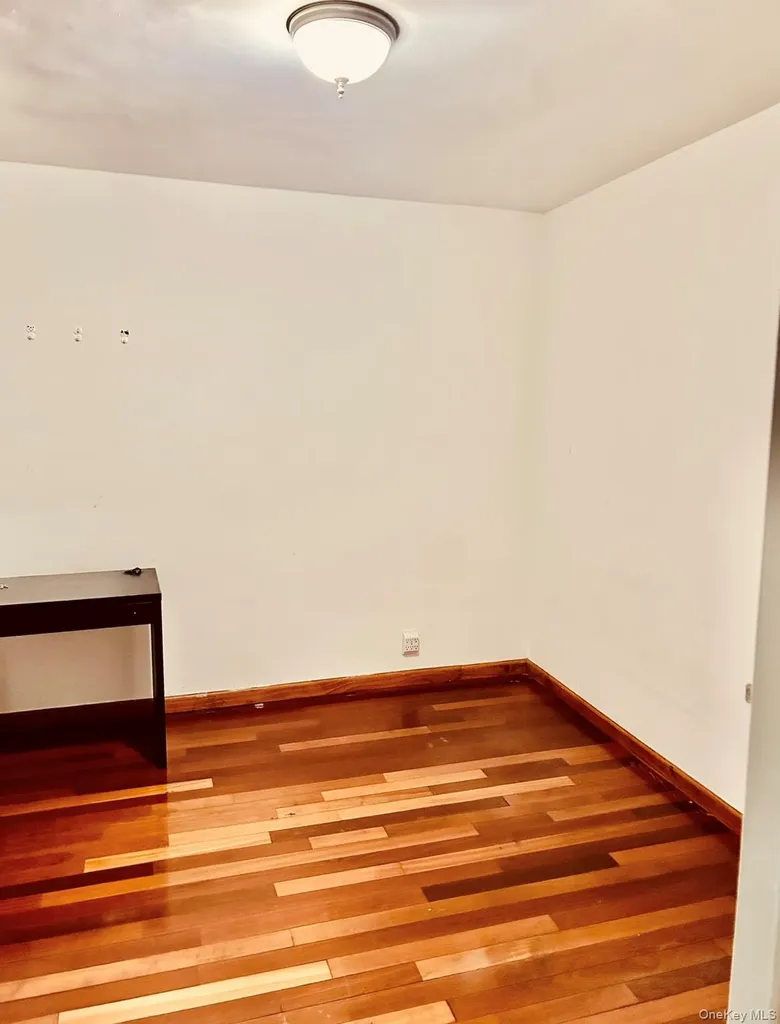 150-12 59 Avenue Flushing NY 11355