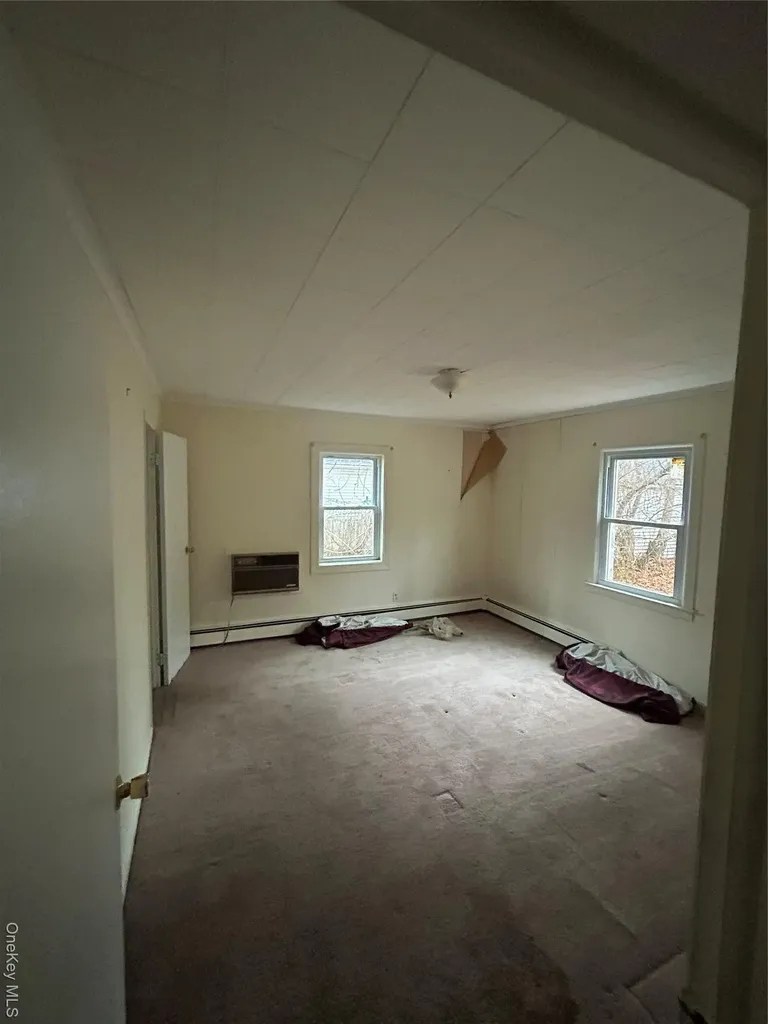 155 Dahlia Drive Mastic Beach NY 11951