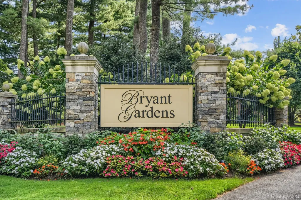 6 Bryant Crescent White Plains NY 10605