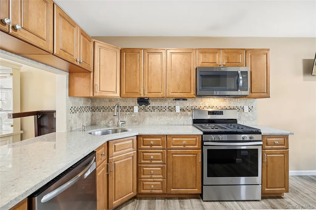 106 Northwood Boulevard Central Islip NY 11722