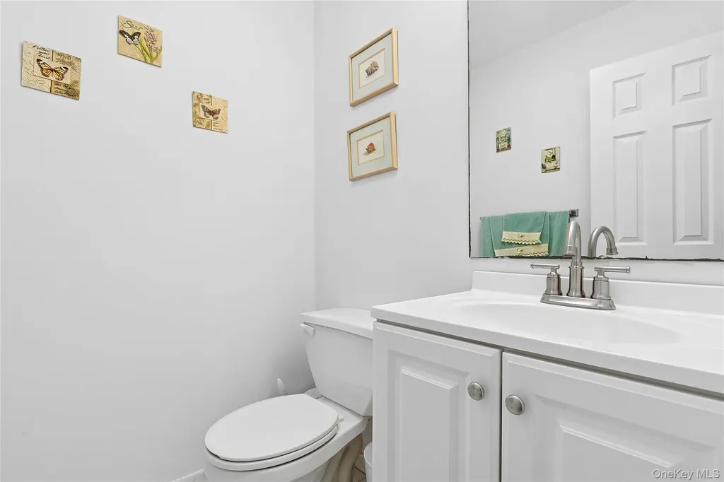 106 Northwood Boulevard Central Islip NY 11722
