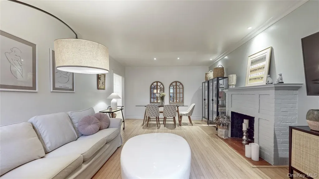 150 Burns Street Forest Hills NY 11375