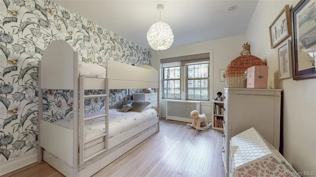 150 Burns Street Forest Hills NY 11375