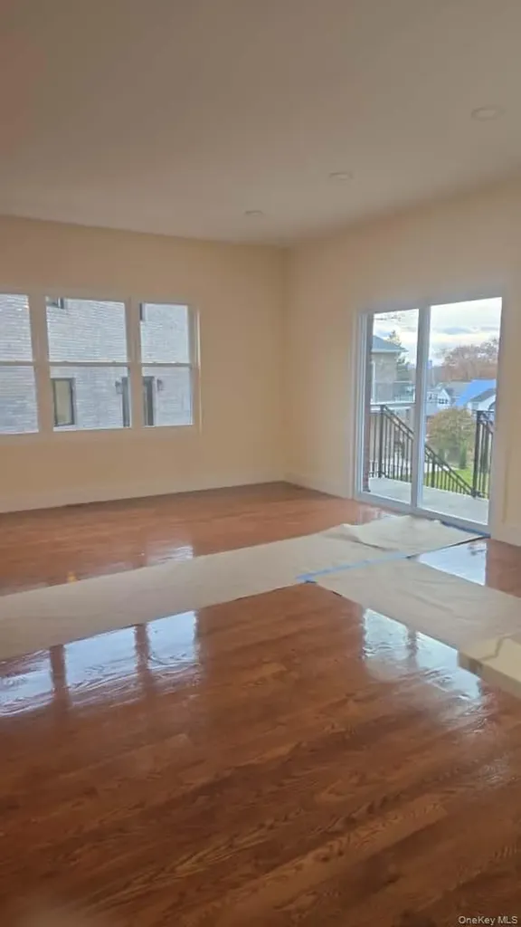 23 Sunlight Hill Yonkers NY 10704