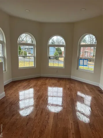 23 Sunlight Hill Yonkers NY 10704