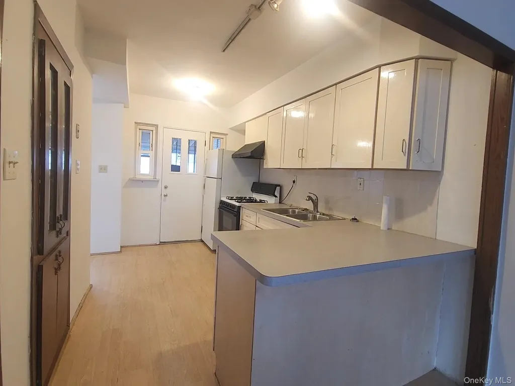 199-27 26 Avenue Flushing NY 11358
