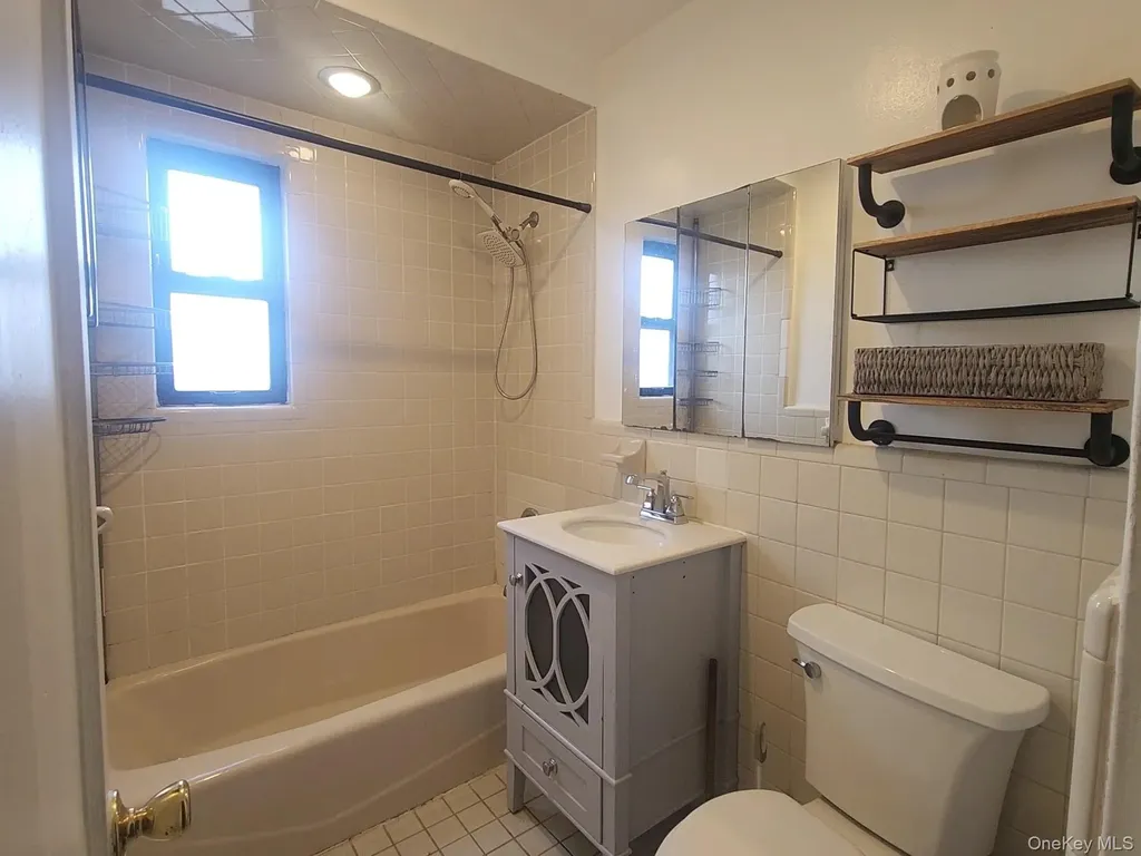 199-27 26 Avenue Flushing NY 11358