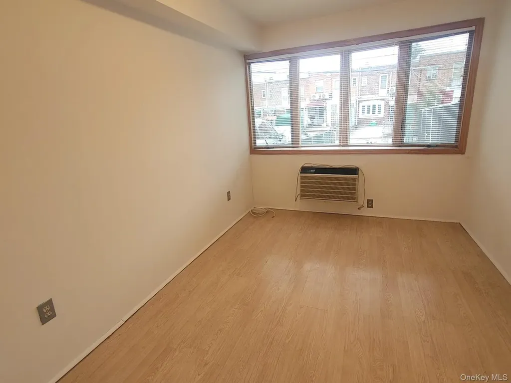 199-27 26 Avenue Flushing NY 11358