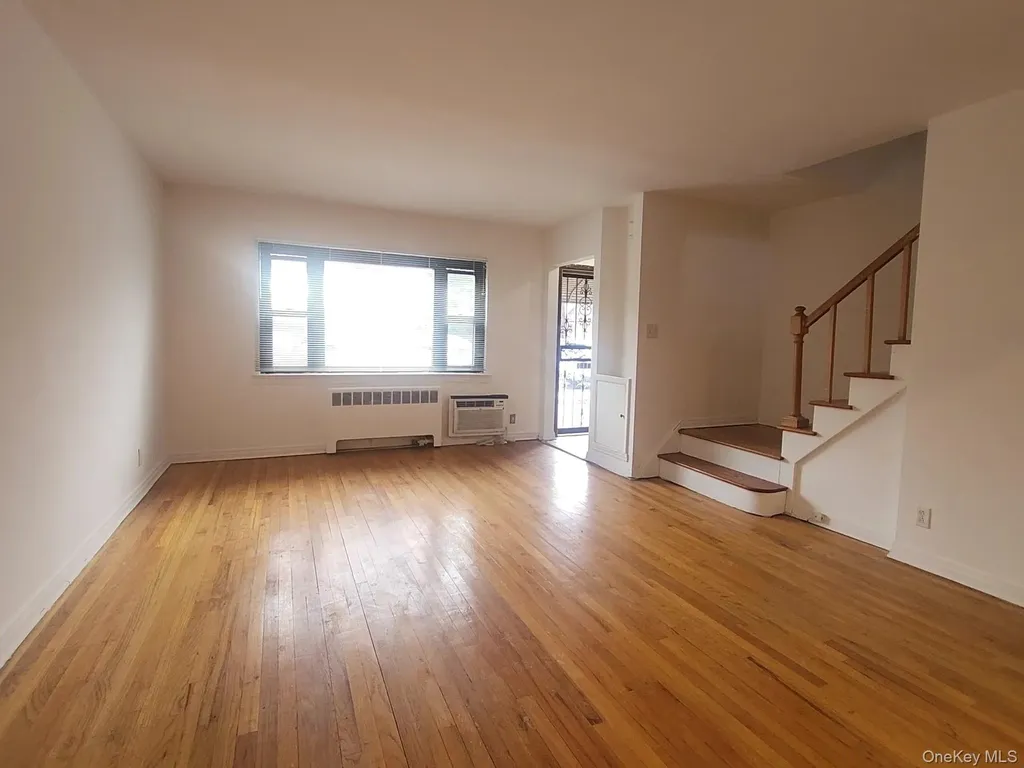 199-27 26 Avenue Flushing NY 11358
