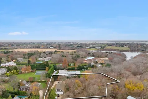 15 Hildreth Lane Bridgehampton NY 11937