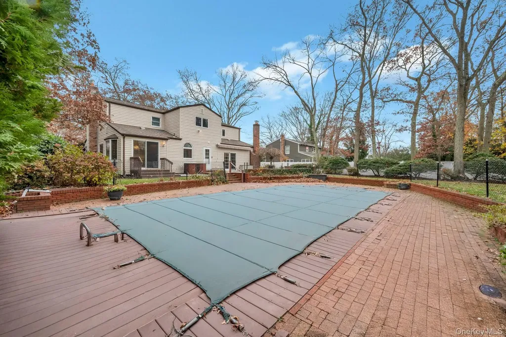 18 Leary Lane Nesconset NY 11767