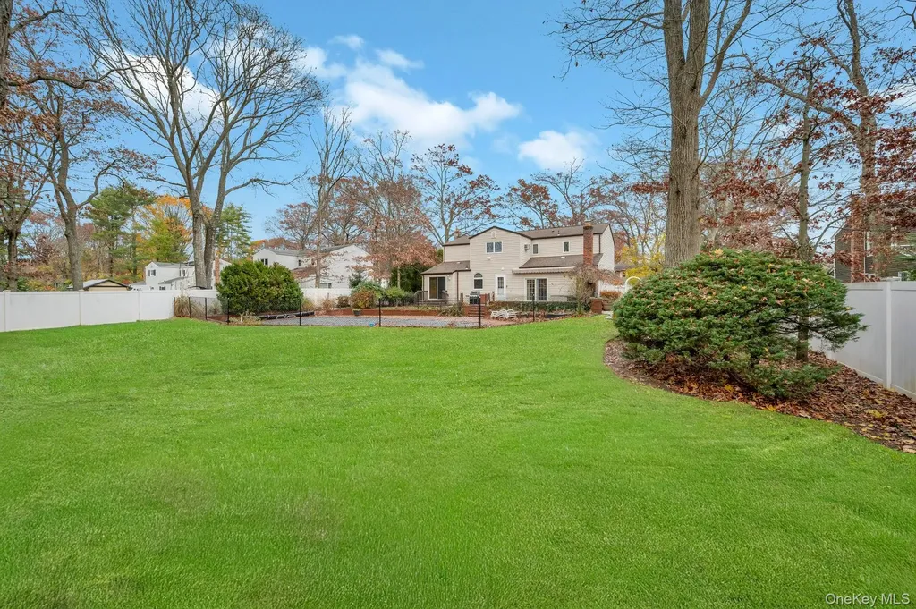 18 Leary Lane Nesconset NY 11767