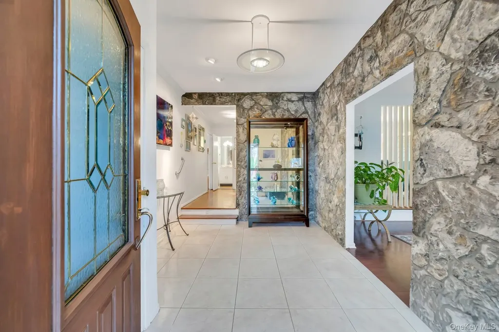 18 Leary Lane Nesconset NY 11767