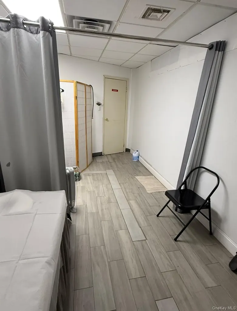 85-12 Queens Boulevard Elmhurst NY 11373