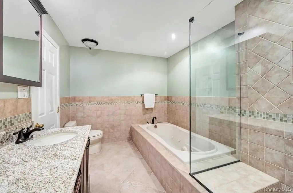 173 North Lane Smithtown NY 11787