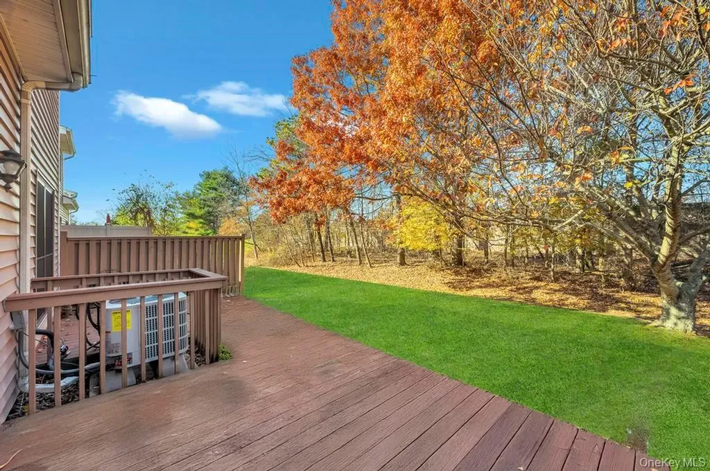 173 North Lane Smithtown NY 11787