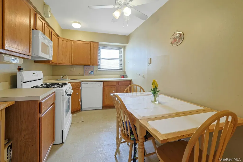 205 Sneden Place W Spring Valley NY 10977
