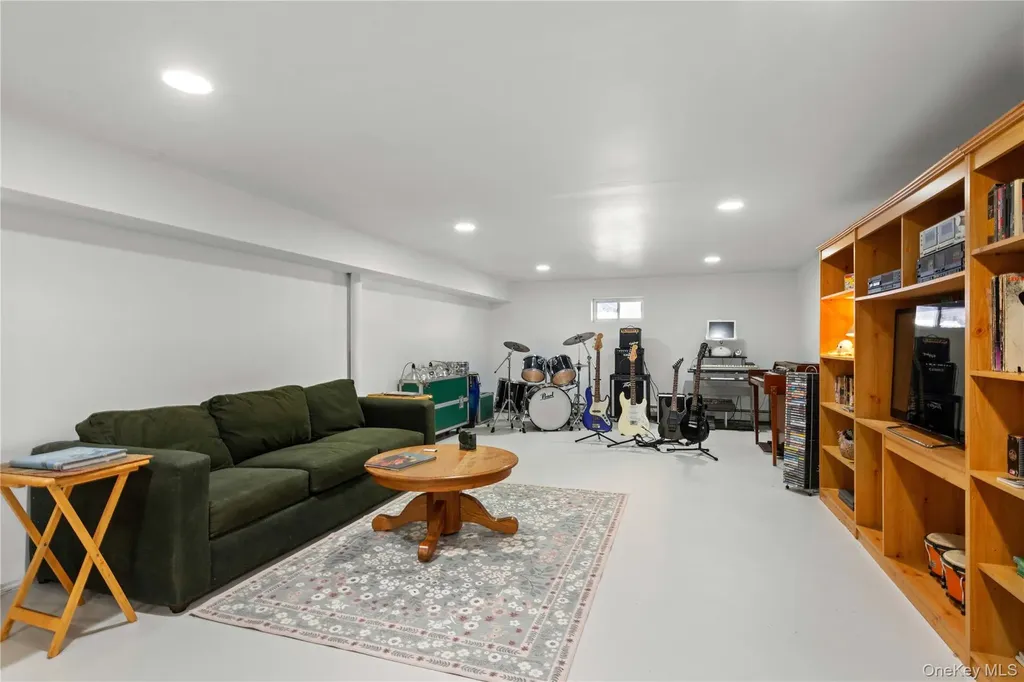 56 Brandon Drive Mount Kisco NY 10549