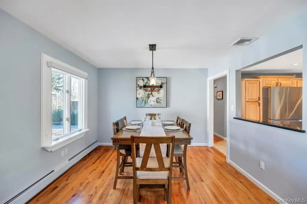 44 Derby Avenue Greenlawn NY 11740