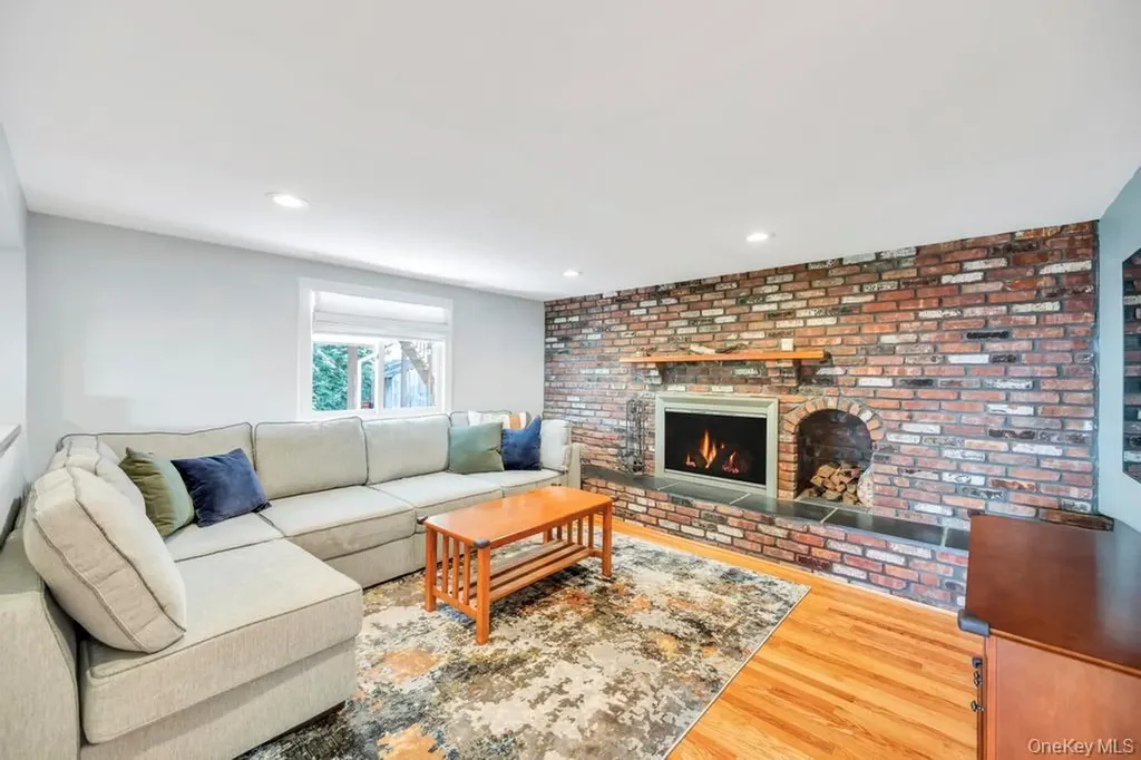 44 Derby Avenue Greenlawn NY 11740