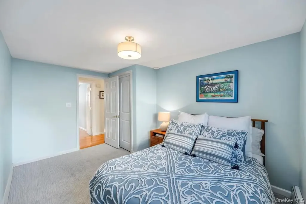 44 Derby Avenue Greenlawn NY 11740