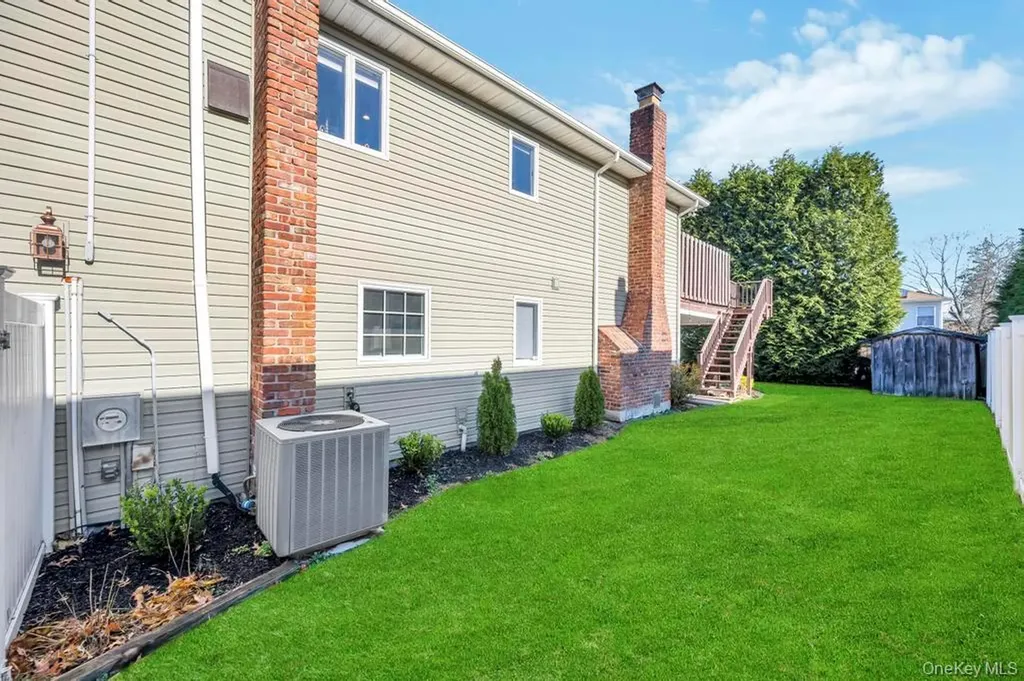 44 Derby Avenue Greenlawn NY 11740