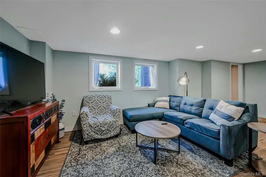 4 Park Road Rocky Point NY 11778