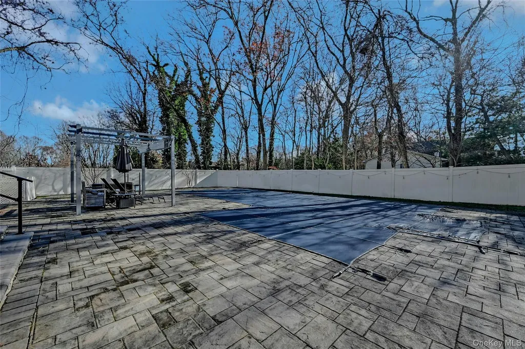 4 Park Road Rocky Point NY 11778