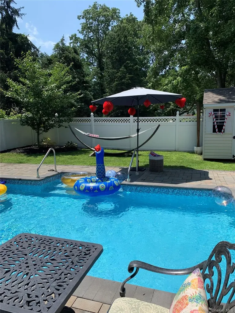 4 Park Road Rocky Point NY 11778