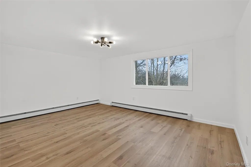 193 Schutt Road Middletown NY 10940