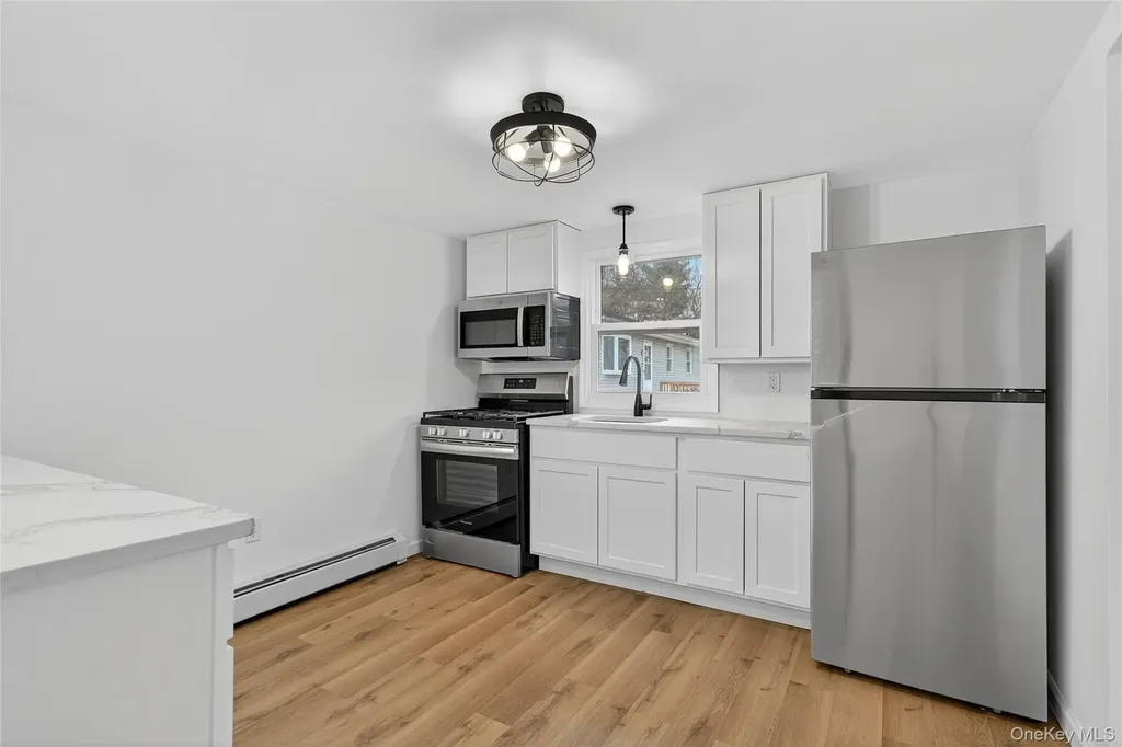 193 Schutt Road Middletown NY 10940