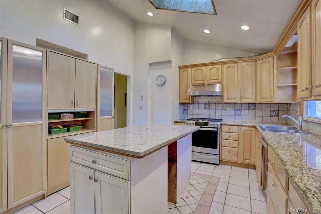 158 Summit Park Road Spring Valley NY 10977