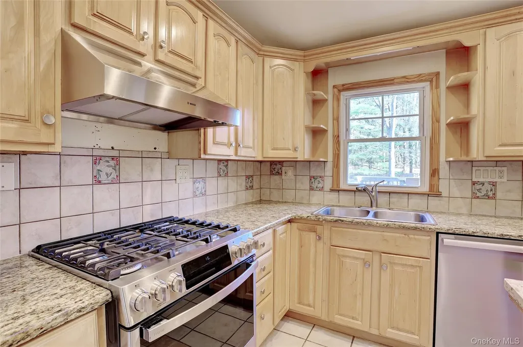 158 Summit Park Road Spring Valley NY 10977