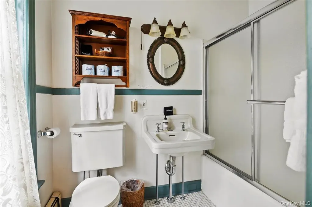 605 North Broadway Call Listing Agent NY 12866