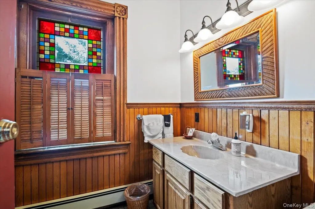 605 North Broadway Call Listing Agent NY 12866