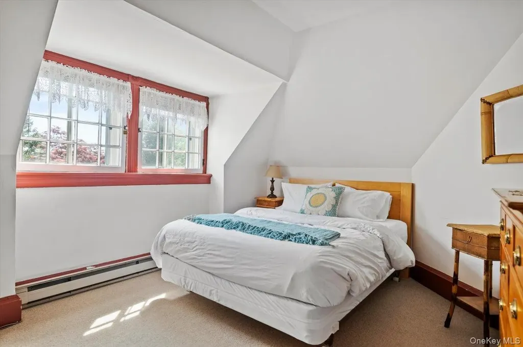 605 North Broadway Call Listing Agent NY 12866
