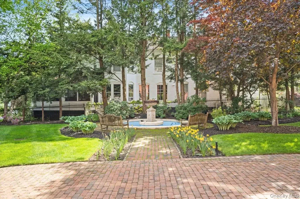 605 North Broadway Call Listing Agent NY 12866