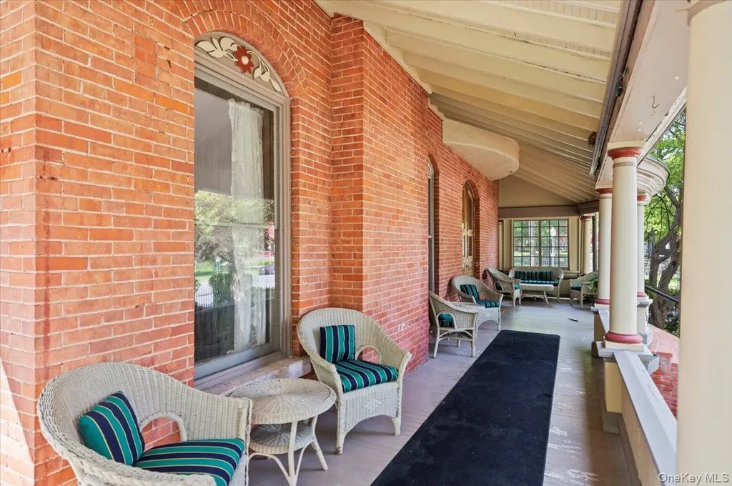 605 North Broadway Call Listing Agent NY 12866
