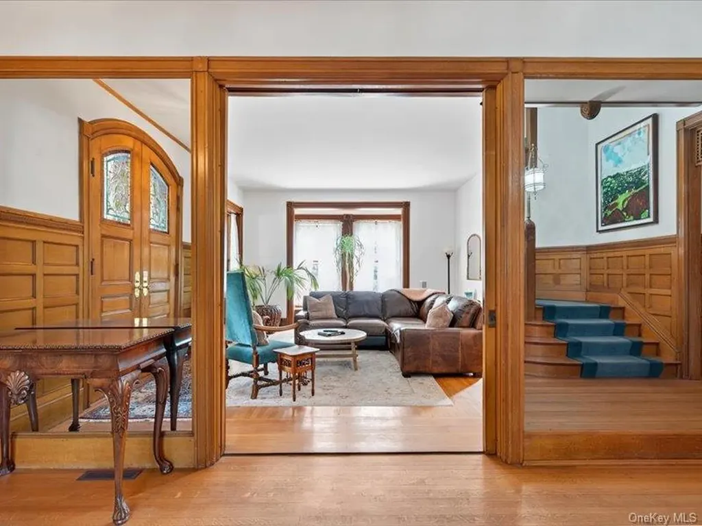 605 North Broadway Call Listing Agent NY 12866
