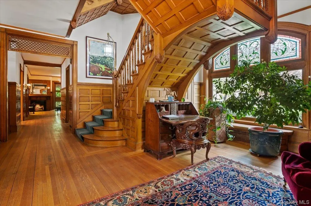 605 North Broadway Call Listing Agent NY 12866
