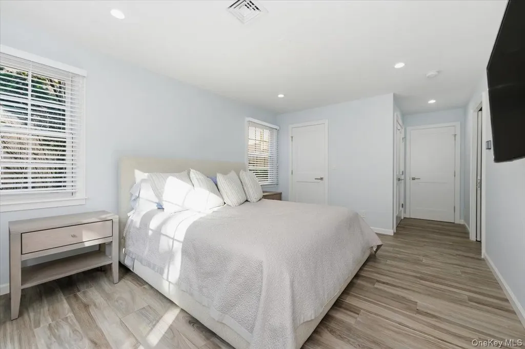 1697 Bay Boulevard Atlantic Beach NY 11509