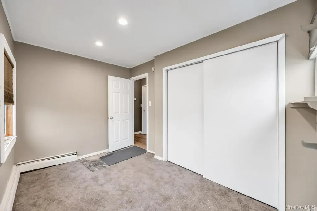 143 Blacksmith Road E Levittown NY 11756