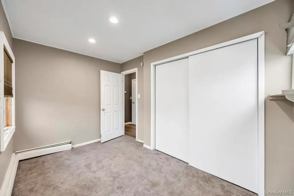 143 Blacksmith Road E Levittown NY 11756