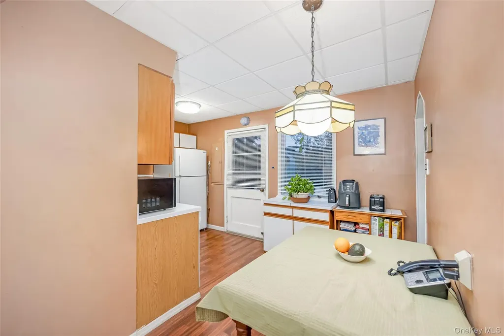 4 Florida Avenue Copiague NY 11726