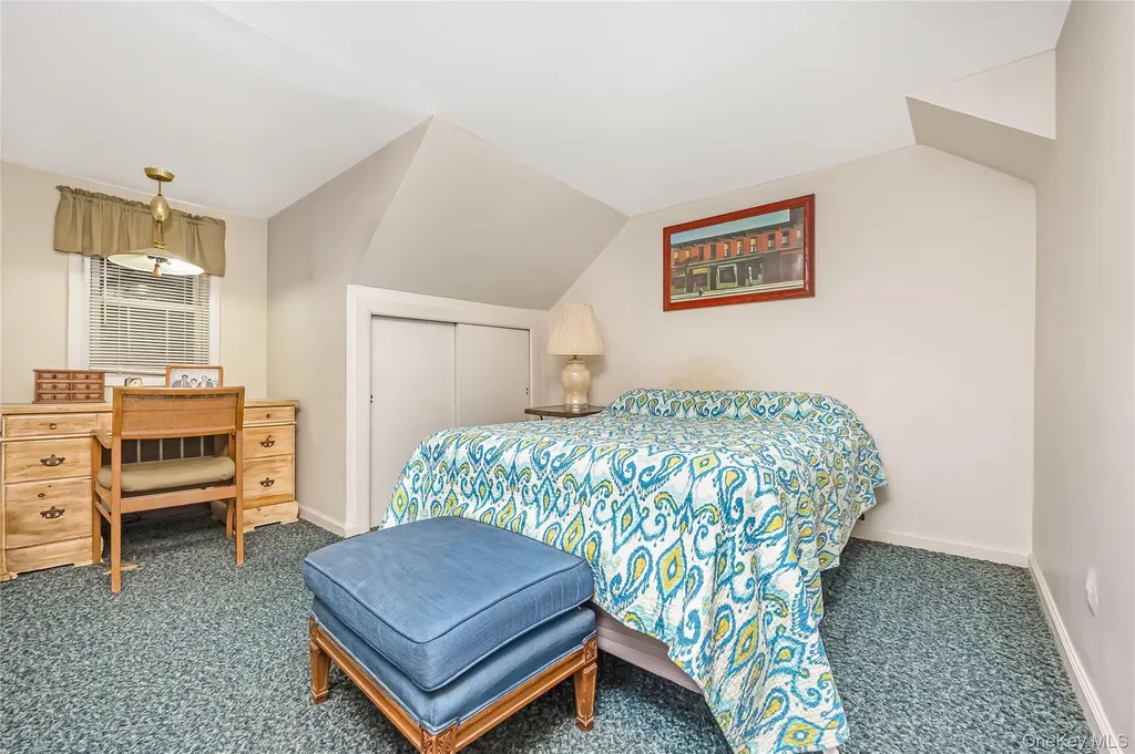 4 Florida Avenue Copiague NY 11726